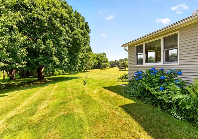 Photo 3 of Sale Pending at 7766 Jay St, Williamson, NY 14589 | MLS# R1698010 | Listing updated on 2026-07-28