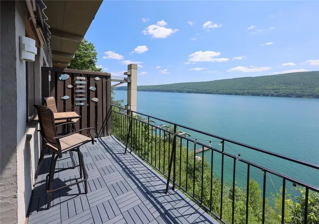 1st image of 2 Cliffside Dr, Canandaigua, NY 14424 | MLS# R1700307