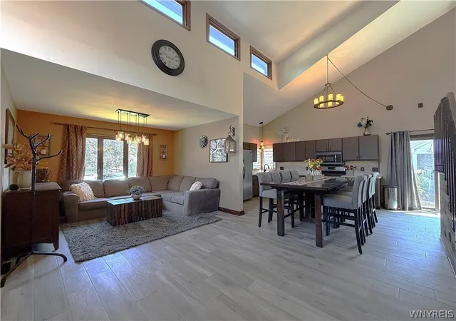 Photo 2 of Sale Pending at 222 Brush Crk Rd, Buffalo, NY 14221 | MLS# B1700121 | Listing updated on 2026-08-01