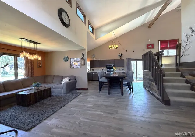 Photo 4 of Sale Pending at 222 Brush Crk Rd, Buffalo, NY 14221 | MLS# B1700121 | Listing updated on 2026-08-01