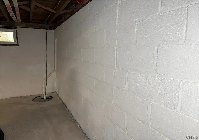 Photo 24 of Sale Pending at 1101 Cumberland Ave, Syracuse, NY 13210 | MLS# S1698357 | Listing updated on 2026-07-27