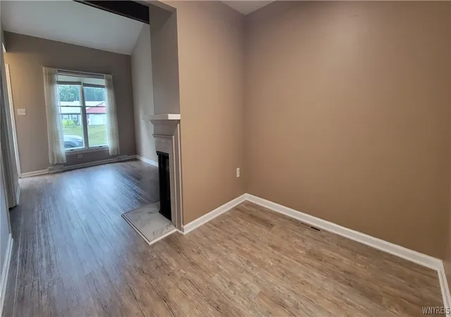 3rd image of 51 The Common, Lockport, NY 14094 | MLS# B1700327