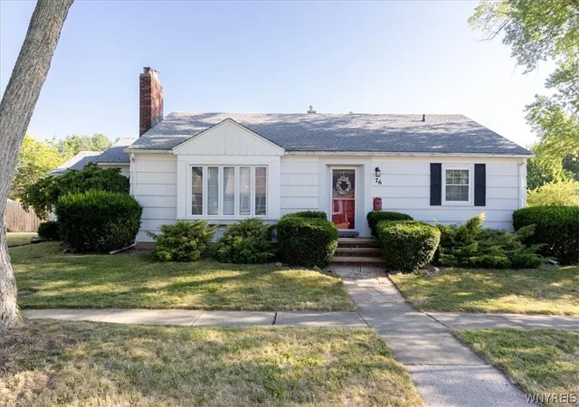 1st image of 76 Worth St, Tonawanda, NY 14223 | MLS# B1700320
