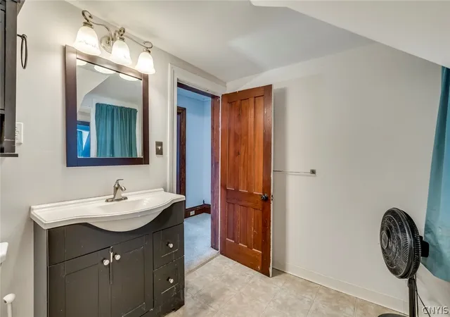 32nd image of 1216 Bronson St, Watertown, NY 13601 | MLS# S1699570