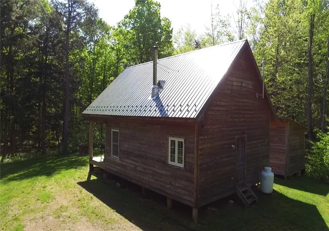 1st image of 207 Cherry Ln, German, NY 13040 | MLS# R1699857