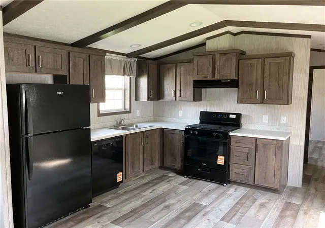 2nd image of 34 Park Avenue Street, Newark, NY 14513 | MLS# R1700392