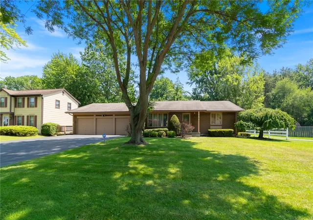 2nd image of 85 Stover Rd, Chili, NY 14624 | MLS# R1697972