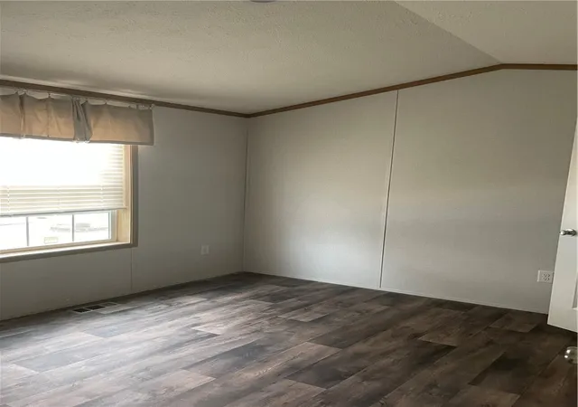 Photo 4 of Sale Pending at 73 2nd Street, Farmington, NY 14425 | MLS# R1700411 | Listing updated on 2026-08-03