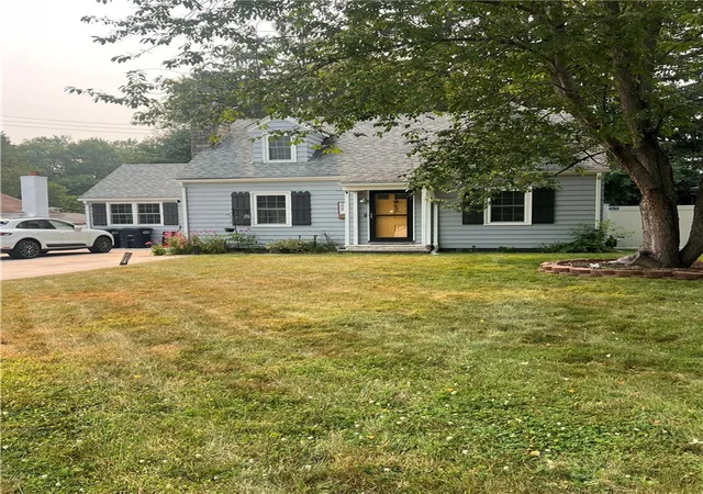Photo 1 of Single family home for sale at 209 Lovell Ave, Elmira, NY 14905 | MLS# R1700454 | Listing updated on 2026-07-28