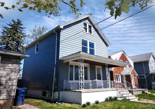 Photo 2 of Single family home for sale at 1126 La Salle Ave, Niagara Falls, NY 14301 | MLS# B1699685 | Listing updated on 2026-07-21