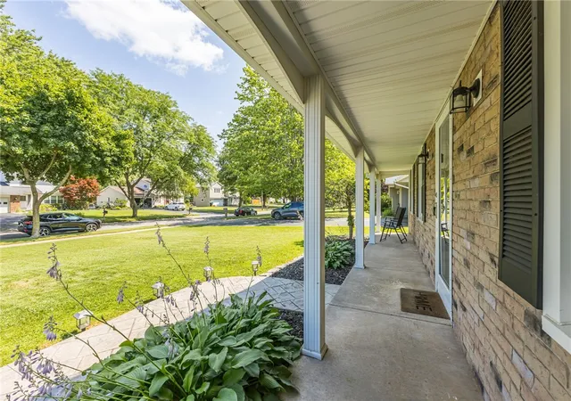 4th image of 27 Sunny Slope Dr, Parma, NY 14468 | MLS# R1700164