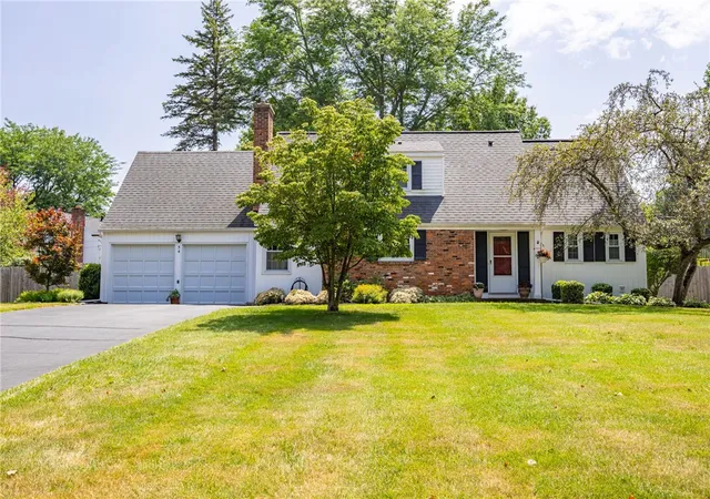 1st image of 54 Parkridge Dr, Pittsford, NY 14534 | MLS# R1699826