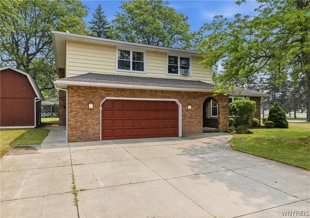 1st image of 3 Beaverbrook Ct, Depew, NY 14043 | MLS# B1699900