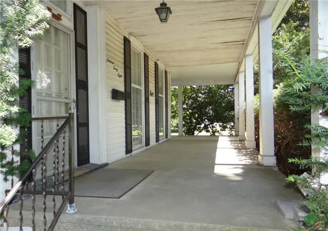 Photo 5 of Sale Pending at 1648 W Water St, Elmira, NY 14905 | MLS# R1699311 | Listing updated on 2026-08-04