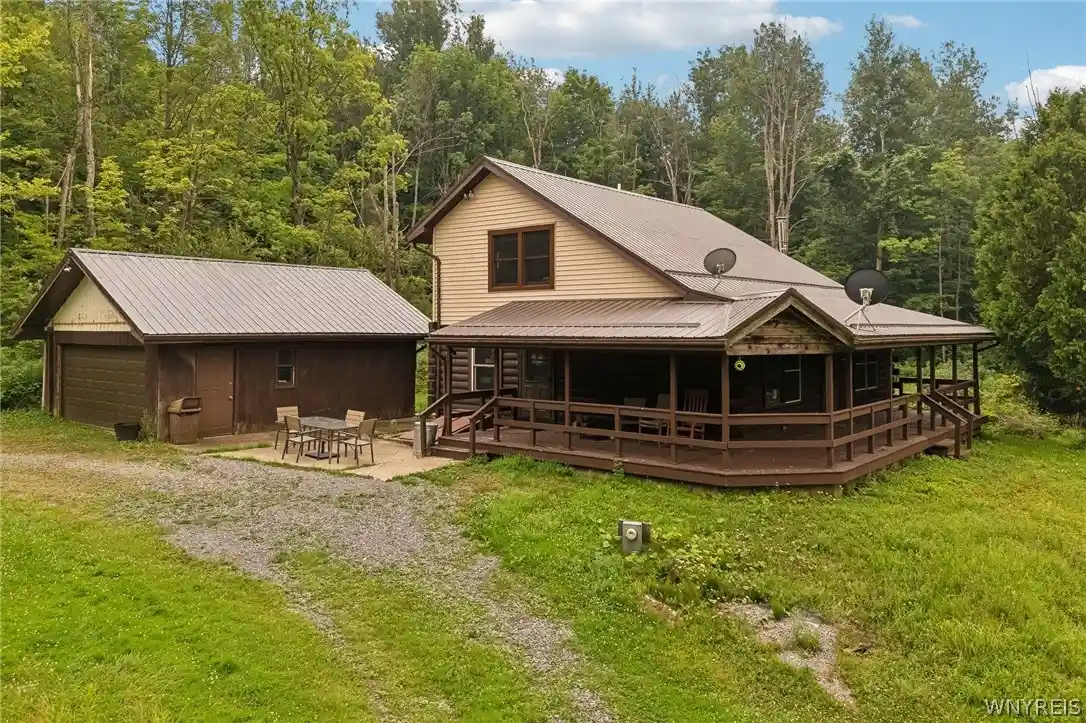 Photo 1 of Sale Pending at 18 Deer Pond Acres, Warsaw, NY 14569 | MLS# B1700496 | Listing updated on 2026-09-29
