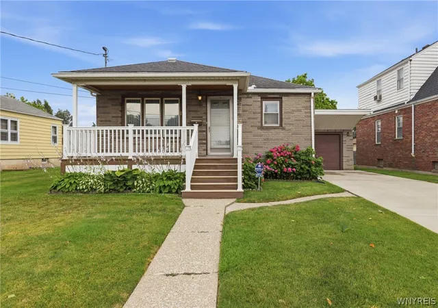 1st image of 2743 Livingston Ave, Niagara Falls, NY 14303 | MLS# B1699800