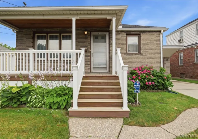 Photo 3 of Sale Pending at 2743 Livingston Ave, Niagara Falls, NY 14303 | MLS# B1699800 | Listing updated on 2026-07-30