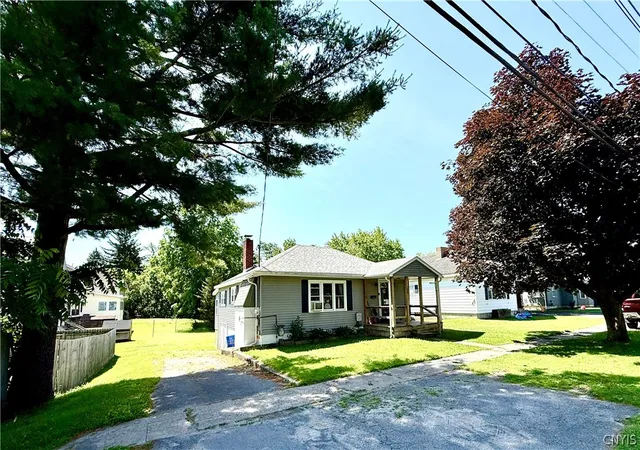 1st image of 160 Rowley St, Gouverneur, NY 13642 | MLS# S1700413