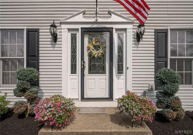 Photo 2 of Sale Pending at 5159 Alder Ct, Hamburg, NY 14075 | MLS# B1699887 | Listing updated on 2026-08-01