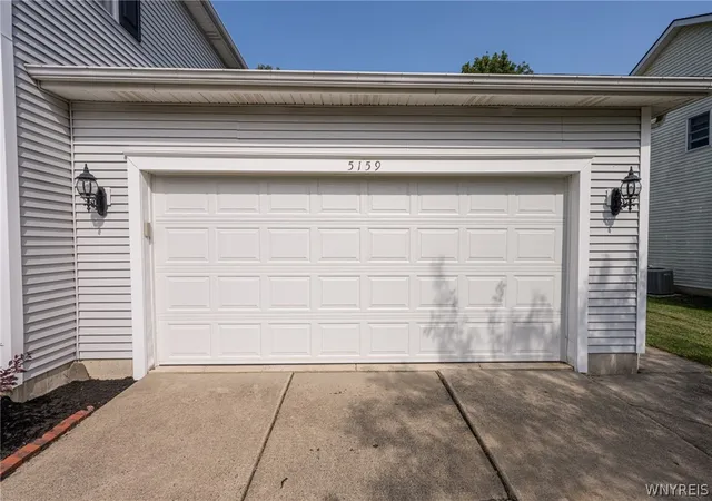 Photo 3 of Sale Pending at 5159 Alder Ct, Hamburg, NY 14075 | MLS# B1699887 | Listing updated on 2026-08-01