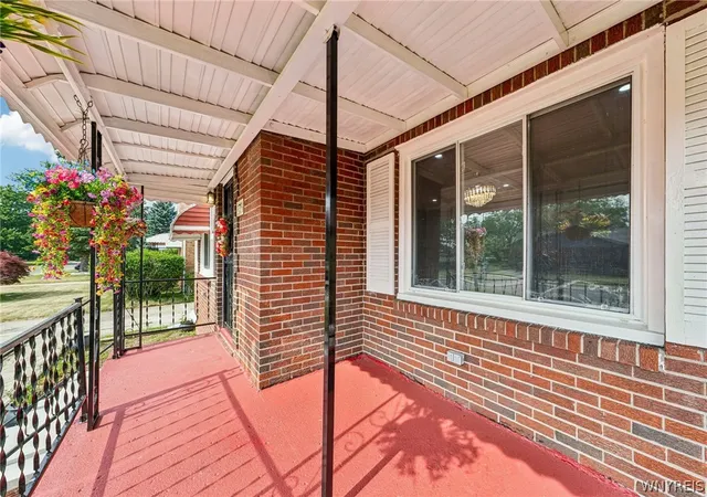 3rd image of 171 Tudor Rd, Buffalo, NY 14215 | MLS# B1700484