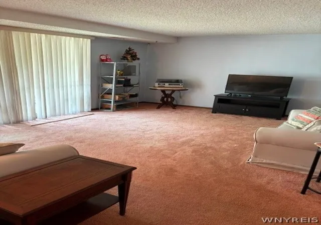 2nd image of 106 Foxberry Dr #A, Getzville, NY 14068 | MLS# B1700575