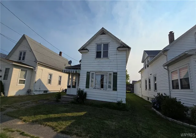 Photo 1 of Single family home for sale at 336 Nevins St, Dunkirk, NY 14048 | MLS# B1698665 | Listing updated on 2026-07-21