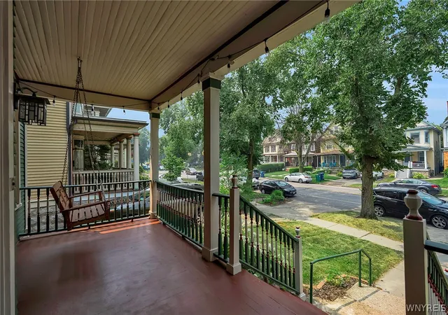 Photo 4 of Sale Pending at 707 Richmond Ave, Buffalo, NY 14222 | MLS# B1700532 | Listing updated on 2026-07-31