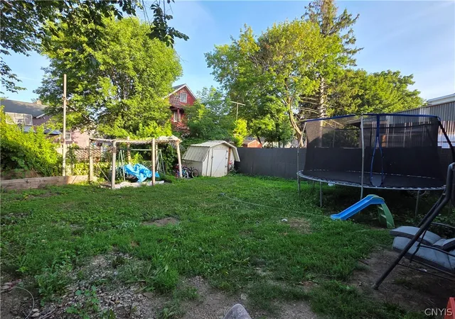 41st image of 1611 Seymour Ave, Utica, NY 13501 | MLS# S1700624