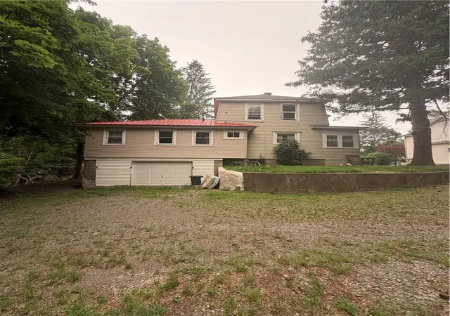 36th image of 45 Grove St, Oneonta, NY 13820 | MLS# R1700205