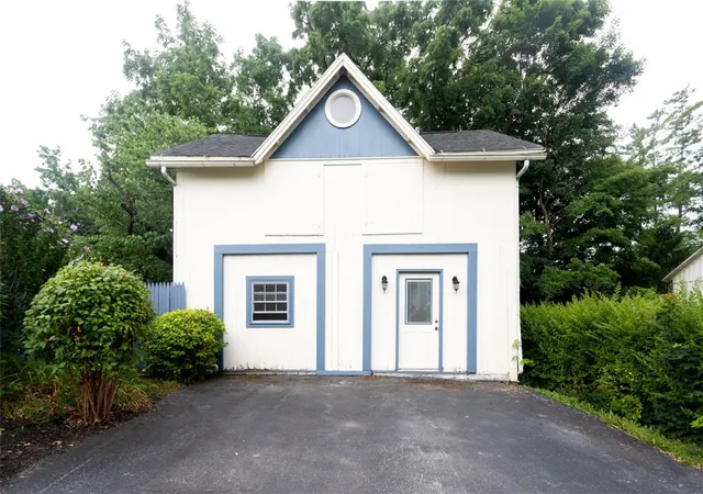4th image of 58 Center St, Geneseo, NY 14454 | MLS# R1700141