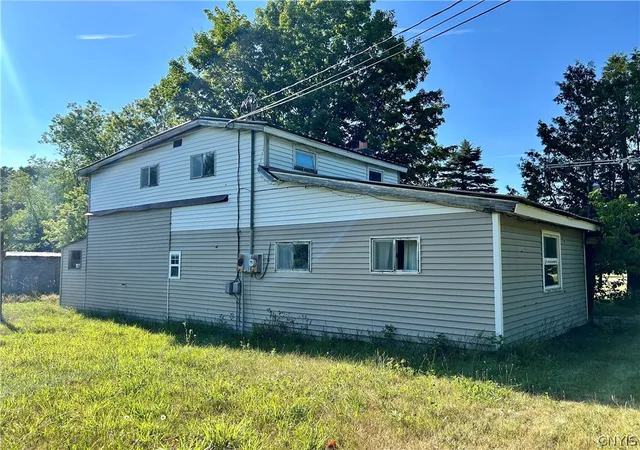 Photo 2 of Single family home for sale at 915 County Route 48, Richland, NY 13144 | MLS# S1700574 | Listing updated on 2026-07-22