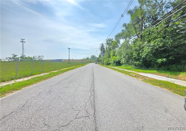 4th image of 274 Marilla St, Buffalo, NY 14220 | MLS# B1700735