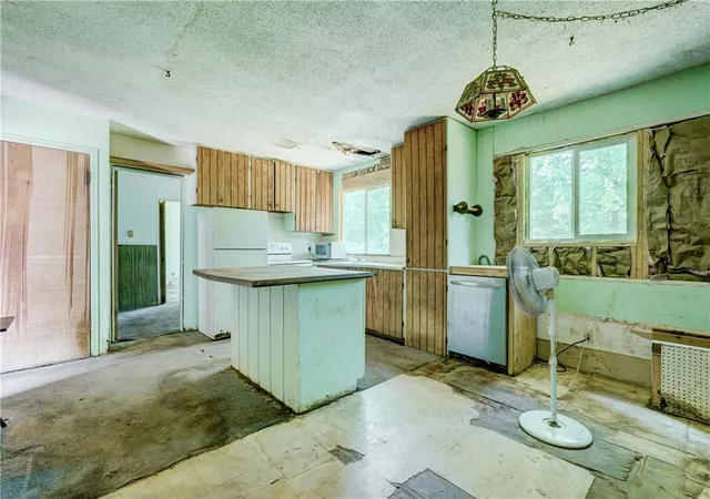 5th image of 1150 Dalton Rd, Honeoye Falls, NY 14472 | MLS# R1699975