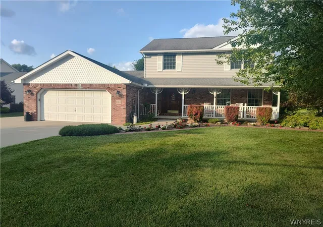 Single family home for sale at 1616 Lakeview Rd, Lake View, NY 14085 | MLS# B1698682