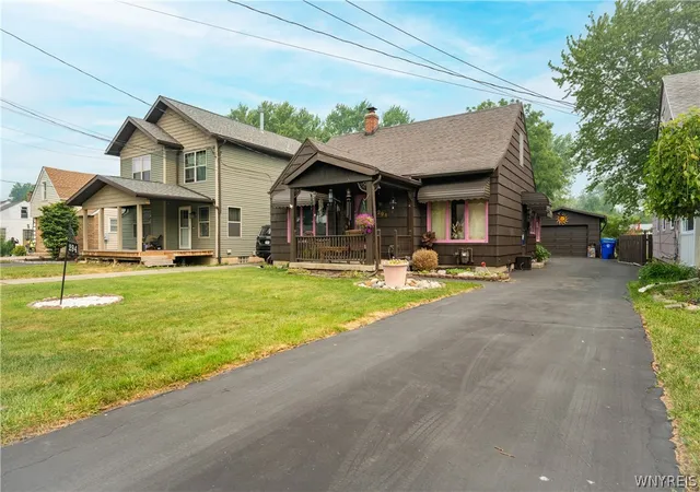 3rd image of 294 North Ave, Buffalo, NY 14224 | MLS# B1700112