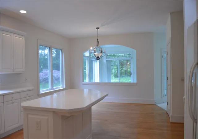 4th image of 11 Harrington Dr, Fairport, NY 14450 | MLS# R1700346