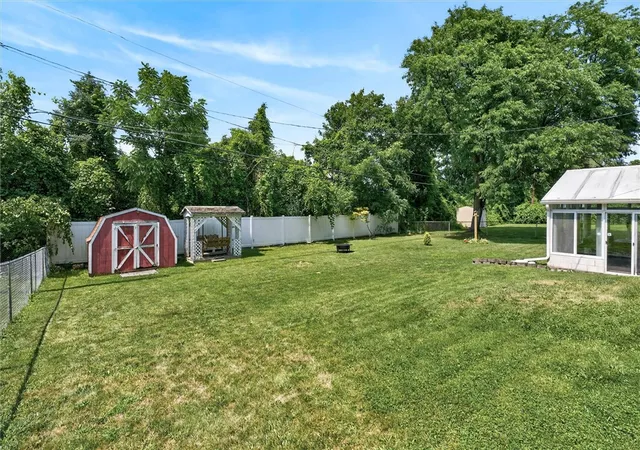 44th image of 63 Mariposa Dr, Rochester, NY 14624 | MLS# R1700710