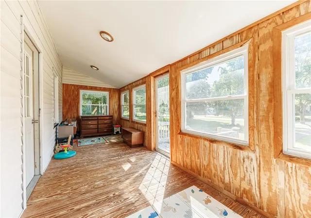 Photo 4 of Sale Pending at 82 Chapel St, Canandaigua, NY 14424 | MLS# R1699761 | Listing updated on 2026-07-28