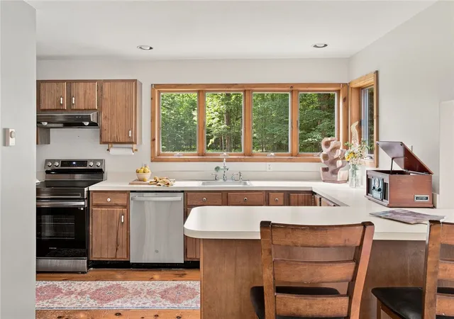 3rd image of 409 Woodland Dr, Jefferson, NY 12093 | MLS# R1700724