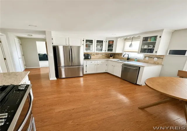 Photo 3 of Sale Pending at 4696 Chapman Pkwy, Hamburg, NY 14075 | MLS# B1699991 | Listing updated on 2026-08-03