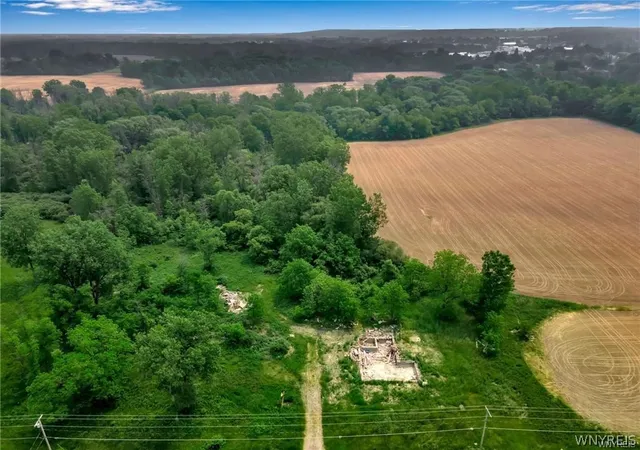 1st image of 6801 Maple Rd, Akron, NY 14001 | MLS# B1697720