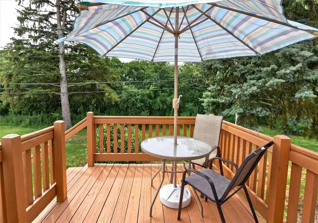 3rd image of 222 Fox Run, Rochester, NY 14606 | MLS# R1699111