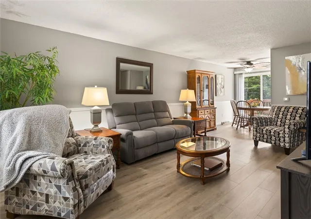 5th image of 222 Fox Run, Rochester, NY 14606 | MLS# R1699111