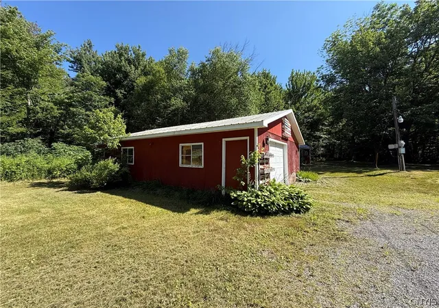 Photo 3 of Sale Pending at 359 New Scriba Dr, Richland, NY 13144 | MLS# S1700766 | Listing updated on 2026-07-24