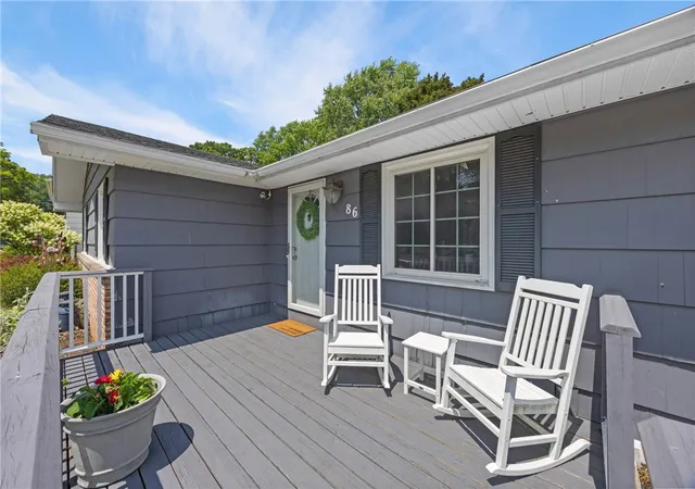 Photo 3 of Sale Pending at 86 Countryshire Dr, Rochester, NY 14626 | MLS# R1699406 | Listing updated on 2026-07-28