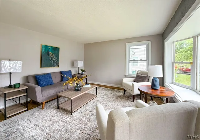 4th image of 125 Merritt Pl, New Hartford, NY 13413 | MLS# S1700802