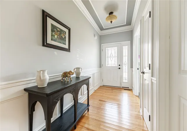 4th image of 1 Cedar Cove Trl, Rochester, NY 14606 | MLS# R1699643