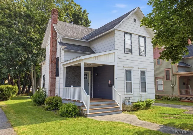 Photo 1 of Sale Pending at 9 Lincoln Ave, Le Roy, NY 14482 | MLS# B1699905 | Listing updated on 2026-08-04