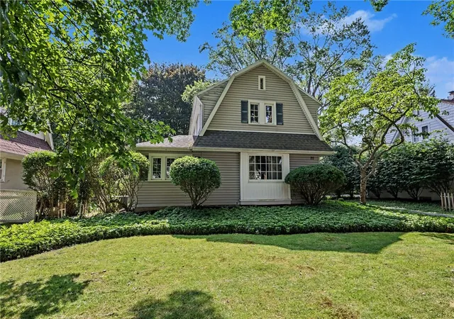 3rd image of 20 Dover Park, Rochester, NY 14610 | MLS# R1700145